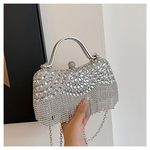Bolsos de Noche Clásicos de Moda para Mujer al por Mayor a Precio de Fábrica, Bolsos de Mano con Cuentas de Cristal, Correa de Cadena de Poliéster, Cierre Magnético - Product Image 3