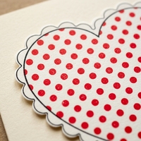 Tarjetas personalizadas retro rojas con puntos y corazones para pendientes, con borde negro, tarjeta gruesa para exhibición de joyas, OEM, personalizadas, a granel, estilo funky