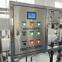 Système d'osmose inverse pour usine de traitement d'eau par osmose inverse avec pompe PLC 2000L/H 2TPH pour l'alimentation en eau communautaire et les stations de remplissage