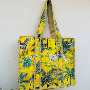 Sac fourre-tout vintage en tissu Kantha matelassé, fabriqué à la main en Inde, sac de marché tendance, sac fourre-tout vintage pour le marché - Product Image 5