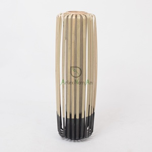 Base della <span class=keywords><strong>lampada</strong></span> fatta a mano in legno con portalampada <span class=keywords><strong>da</strong></span> <span class=keywords><strong>tavolo</strong></span> in bambù Design unico dal fornitore del Vietnam - Product Image 6