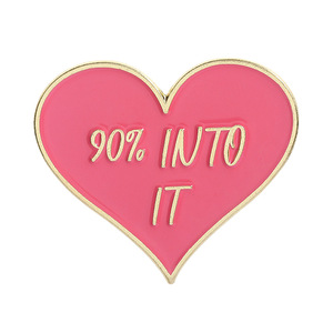 Spilla in metallo verniciato oro geometrico rosso amore nuovo transfrontaliero con lettere di fascia alta squisita spilla per abbigliamento con distintivo emotivo - Product Image 6