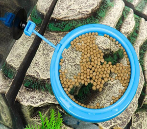 Acquario Fish Tank Floating Feeder Ring Square Round Blue Plastic Aquarium Fish Feeding Rings con ventose - Product Image 5