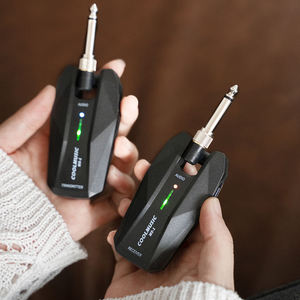 Transmisor y Receptor Inalámbrico para Guitarra y Bajo, Recargable, 4 Bandas, 6.35mm/3.5mm UHF, con Latencia Ultrabaja y Anti-Interferencia - Product Image 6