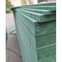 Panneau MDF HMR à noyau vert haute densité 15 mm 18 mm, résistant à l'eau et à l'humidité, MDF uni pour la sublimation, pour panneaux de meubles de cuisine