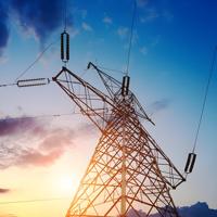 Tour de transmission de puissance usinée CNC de haute qualité Pylône en treillis angulaire en acier électrique