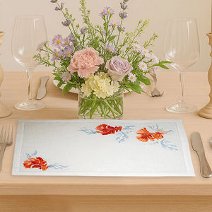 Set de table en lin Golden Fish – 100% lin naturel, set de table écologique réutilisable pour la maison, le restaurant, l'hôtel - Product Image 1