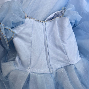 Vestido de Quinceañera Azul Cielo Largo hasta el Suelo con Escote Corazón y Cola Capilla para Fiesta de 15 Años LSMU189 - Product Image 5