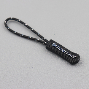 Tirador de Cremallera de Plástico y Silicona con Relieve, Color Personalizado de Marca para Bolsos, Prendas, Zapatos y Carteras - Product Image 6