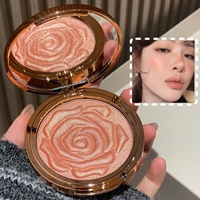 Palette de maquillage compacte Rose Embossed Blush & Highlighter, rose sculptée en 3D, design floral luxueux