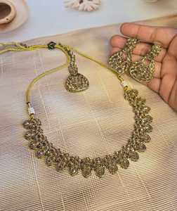 Conjunto de collar choker de lujo Mint Gan Kundan, valioso como joyería nupcial tradicional Statermont y Masing Fikka T. - Product Image 6