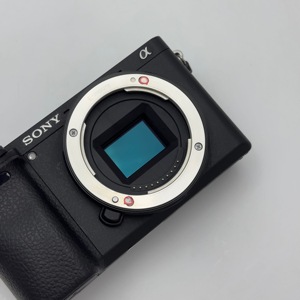 Appareil photo hybride <span class=keywords><strong>Sony</strong></span> <span class=keywords><strong>A6300</strong></span> d'occasion avec objectif 16-50, capteur APS-C 24,3 MP, vidéo 1080p, état presque neuf - Product Image 5