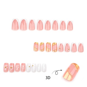 <span class=keywords><strong>Uñas</strong></span> Postizas de Lujo con Flores en Relieve 3D y Lámina Dorada, Forma Ataúd Mediana, Punta Francesa Rosa, Detalles de Perlas, Hechas a Mano, Reutilizables, Acrílicas - Product Image 5