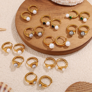 ต่างหูห่วงมุกเทียม ชุบทอง 18k ไทเทเนียมสตีล ทรงกลม ประดับขอบ สำหรับใส่ทุกวัน - Product Image 1