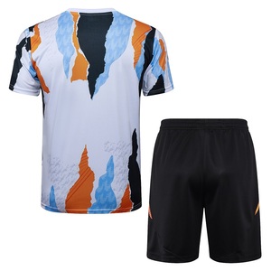 เสื้อฟุตบอลสไตล์สตรีทแวร์เสื้อกีฬาพิมพ์ลายเสื้อฟุตบอลย้อนยุคเสื้อฟุตบอลสีชมพู - Product Image 6