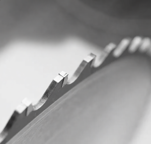 Hoja de sierra en frío de cermet industrial OEM de alto torque de 12 pulgadas para corte de acero al carbono grueso - Product Image 1