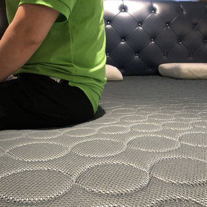 Matelas orthopédique Simmons Cartier Pure 3D à sept zones, fermeté moyenne, gris, importé d'Allemagne, MCD3-898A - Product Image 3