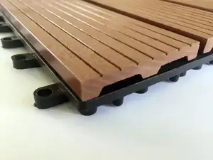 Mattonelle di decking di alta qualità 300mm * 300mm wpc con colore personalizzato