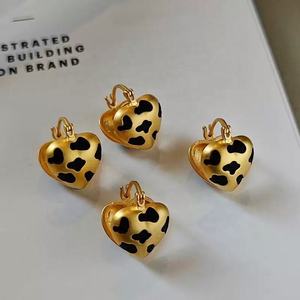 Hong Kong <b>Retro</b> Fashion Ear Buckle Niche Simple Exquisite High-End Accessories with Trendy Love Leopard Print for <b>Gift</b> - Product Image 6