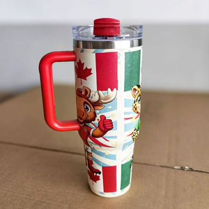 Bouteille isotherme en acier inoxydable de 40 oz, gobelet isotherme pour compétitions sportives de football, impression personnalisée sur mesure. - Product Image 3