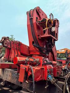 Grue sur chenilles rouge CAMC, capacité 20 tonnes, équipement de construction d'occasion - Product Image 4