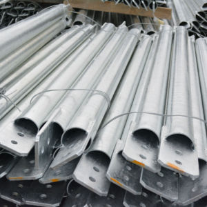 Estructura de Torre de Telecomunicaciones Personalizada para Proyectos de Infraestructura de Telecomunicaciones a Precio Accesible - Product Image 1