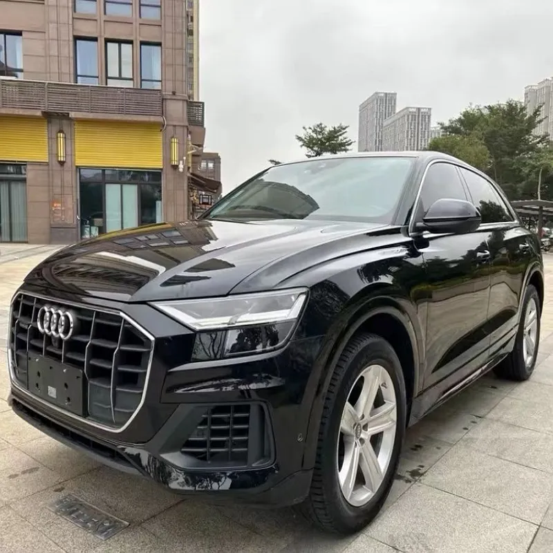 สภาพดี ราคาถูก Audi Q8 2021 สีดํา ชุดแต่งรถ รถมือสอง