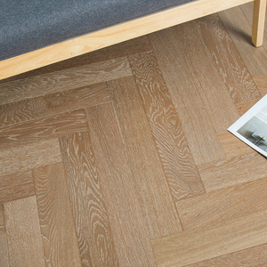 Plancher en bois d'ingénierie multicouche à 3 couches, grain clair brossé, chêne européen moderne, blanc kaki, personnalisable, TAP & GO - Product Image 3