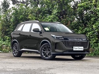 LANDIAN E5 2025 SUV Hybrid Listrik 1.5L CVT LHD dengan Sunroof Interior Gelap Jok Kulit-Harga Grosir