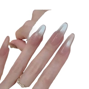 Ongles portables effet œil de chat Chasing Light, longueur moyenne, couleur nude, perles de verre blanchissantes, nail art œil de chat fait main, ongles haut de gamme - Product Image 1