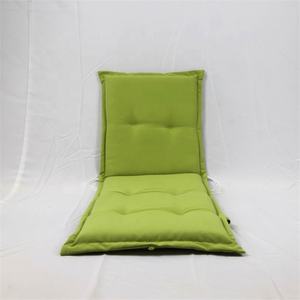 Cojín de asiento para silla de relajación ignífugo duradero portátil rectangular verde hierba de lujo para uso en interiores y exteriores - Product Image 1