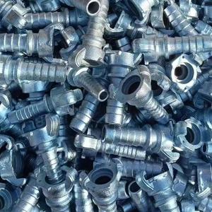 Raccord de tuyauterie de style américain en acier au carbone, acier inoxydable 316, type griffe, forme corne marine, Chicago, galvanisé, NPT - Product Image 1