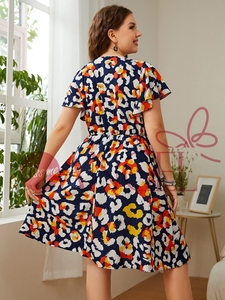 Robe ample à manches courtes <span class=keywords><strong>et</strong></span> col en V bleu imprimé pour femmes grandes tailles KISS ME ANGEL - Product Image 6
