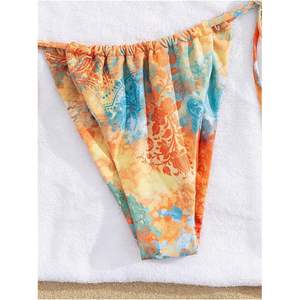 ชุดบิกินี่ลายดอกไม้สไตล์โบฮีเมียนสำหรับผู้หญิง แบบสามเหลี่ยมผูกคอ สายผูกข้าง ชุดว่ายน้ำสองชิ้น ชุดชายหาดสำหรับฤดูร้อน - Product Image 5