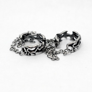 yunnique Fashion <b>Cuff</b> <b>Earrings</b> 316 Stainless Steel Hollow Geometric Design Chain Attached For Women Men Trendy Jewelry - Product Image 1