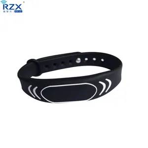 पुन: प्रयोज्य पहनने योग्य 13.56Mhz HF MIFARE क्लासिक 1K Contactless सिलिकॉन आरएफआईडी Wristband टैग के लिए घटनाओं, संगीत, खेल और भुगतान