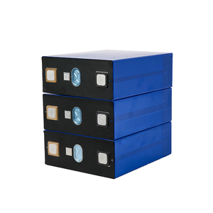 แบตเตอรี่ทรงปริซึม Xinhui Times 3.2V 200Ah แบตเตอรี่ลิเธียมไอรอนฟอสเฟตแบบชาร์จได้สำหรับเก็บพลังงานแสงอาทิตย์ มีสินค้าในสต็อก - Product Image 2