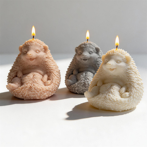 Molde de silicona de figurita de <span class=keywords><strong>erizo</strong></span> sentado para decoración del hogar, molde para velas de cera de soja, molde de resina y yeso de animales - Product Image 1