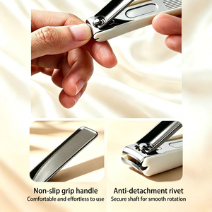 Ensemble de manucure gris 3 pièces en acier inoxydable, coupe-ongles, lime à ongles, kit de toilettage avec étui pour les voyages - Product Image 2