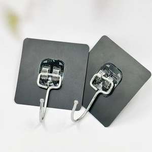 Ganchos adhesivos para cocina al por mayor, ganchos negros para baño montados en la pared, ganchos fuertes sin clavos para paredes y puertas, precio de 1 - Product Image 3