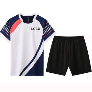Kit da calcio in poliestere con Logo personalizzato - Product Image 3