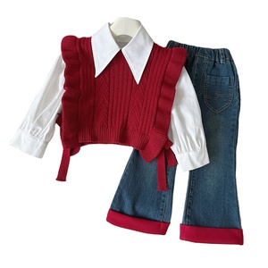 2024 autunno nuovi vestiti coreani camicia a maglia da ragazza Jeans Set di tre pezzi vestito elegante per bambini Set di abbigliamento per <span class=keywords><strong>bambina</strong></span> in cotone - Product Image 1