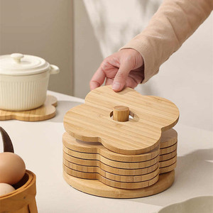 Alfombrilla de bambú aislante del calor, antideslizante, para ollas de cocina, para uso en mesas - Product Image 1