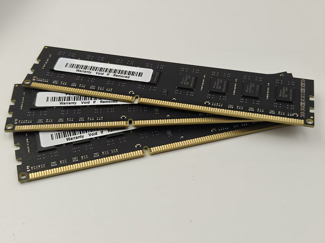 Premium Performance 32 GB DDR4 3200MHz Desktop RAM Memory