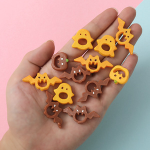 Accesorios de Resina para Halloween Estilo Japonés, Pequeños Galletas, Accesorios de Comida de Juguete DIY, Donuts - Product Image 1