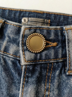 Kancing Minimalis Mewah dari Paduan Seng dengan Desain Tepi Berhias Manik-Manik Ramah Lingkungan 25mm Kancing Dekoratif Berkualitas Tinggi untuk Blazer dan Mantel Desainer