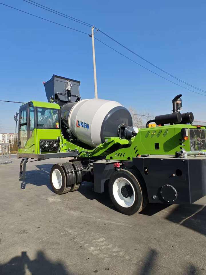 Consistent Mixing Performance 2m³ Self Loading Construction Mixer ...