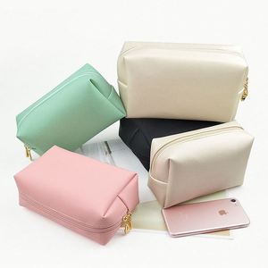 Custom Quality PU Leather Lady Makeup for Bag with Zipper Closure and Tassel <b>Puller</b> Medium Capacity Cosmetic Gift Bag - Product Image 4