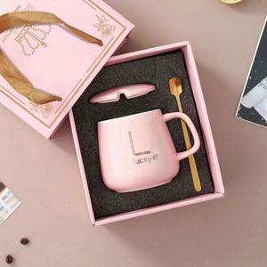 Juego de Regalo de Taza de Cerámica con Toalla y Asa de Alta Calidad, Pequeño Obsequio para Bodas, Taza para Regalo - Product Image 1