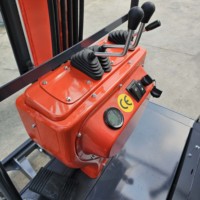 Mini-excavatrice sur chenilles 0,6 tonne avec accessoires pour travaux de construction